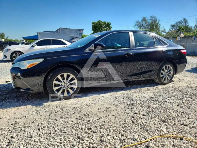 2016 Toyota CAMRY photo