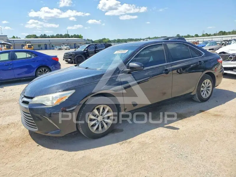 2016 Toyota CAMRY фото