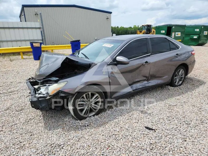 2016 Toyota CAMRY фото