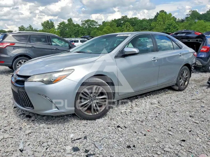 2016 Toyota CAMRY фото