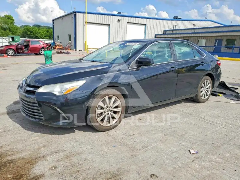 2016 Toyota CAMRY фото