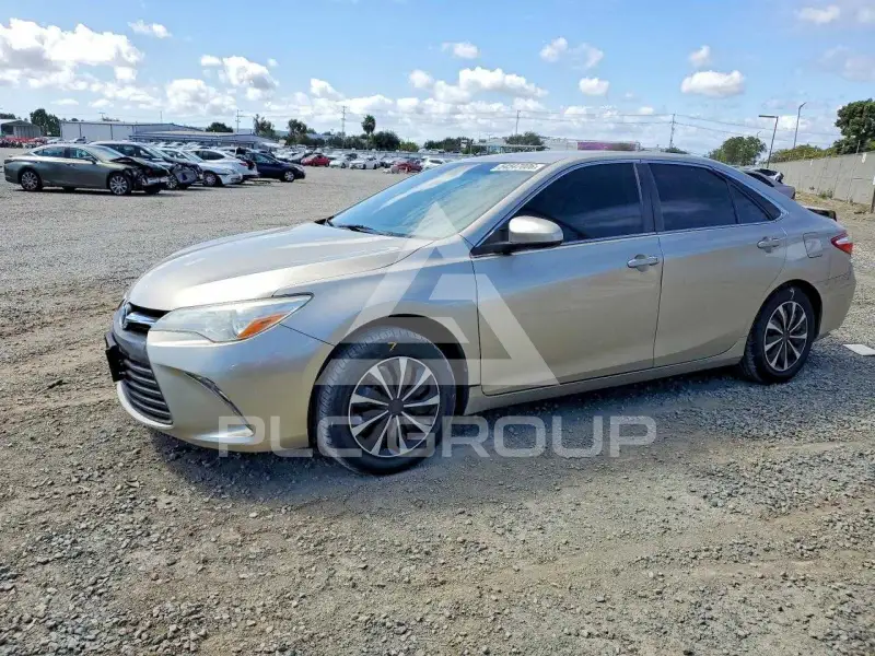 2016 Toyota CAMRY фото