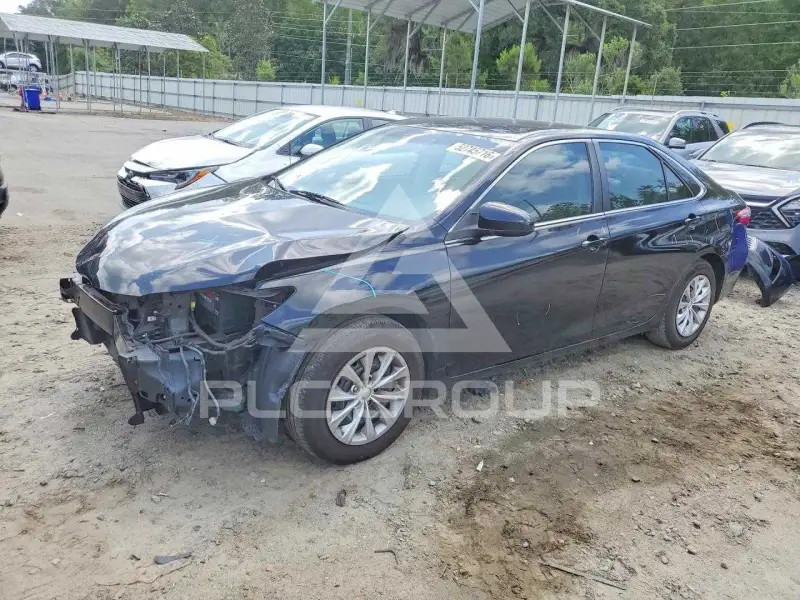 2016 Toyota CAMRY фото