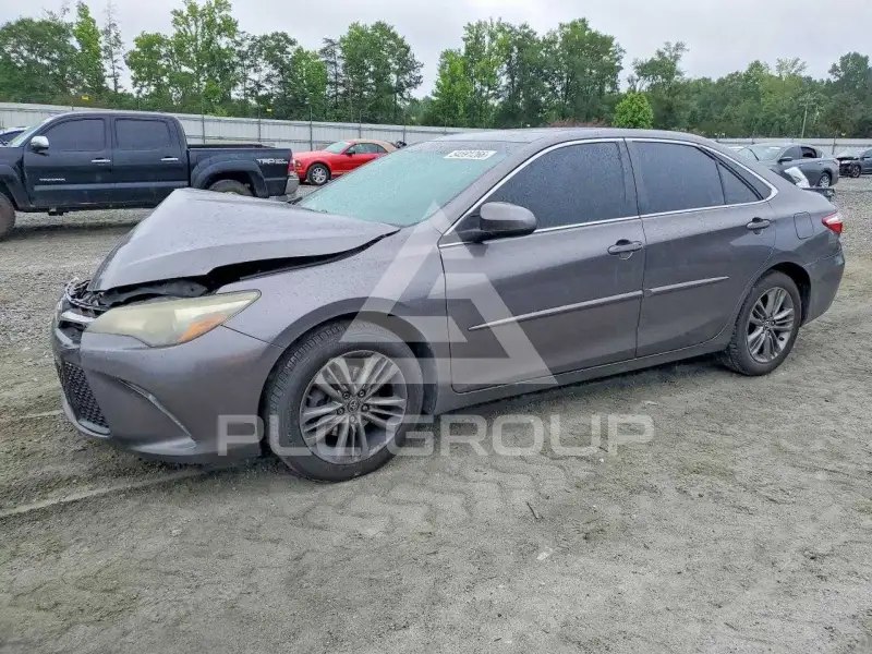 2016 Toyota CAMRY фото