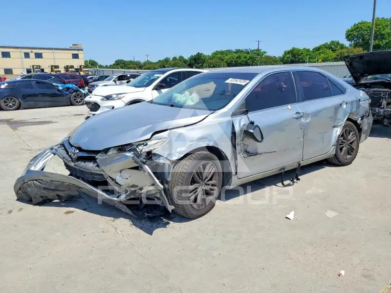 2016 Toyota CAMRY фото