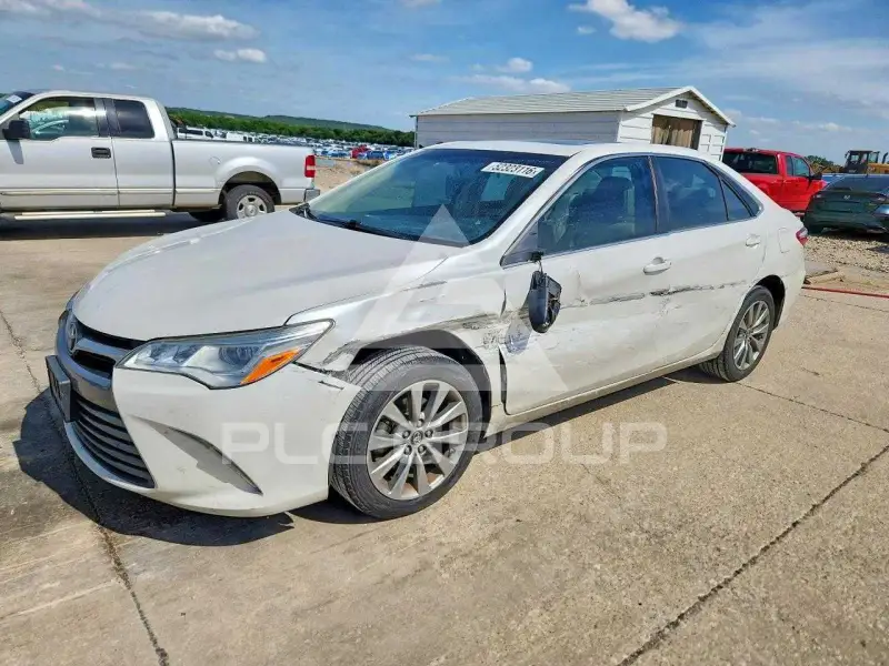 2016 Toyota CAMRY фото