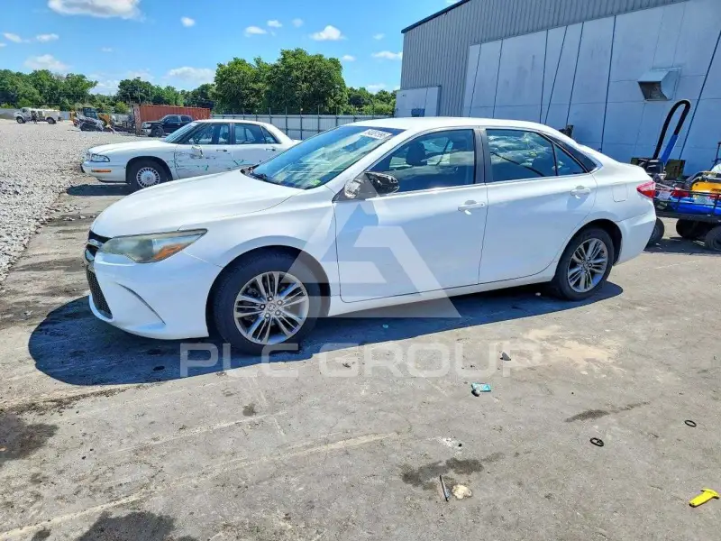 2016 Toyota CAMRY фото