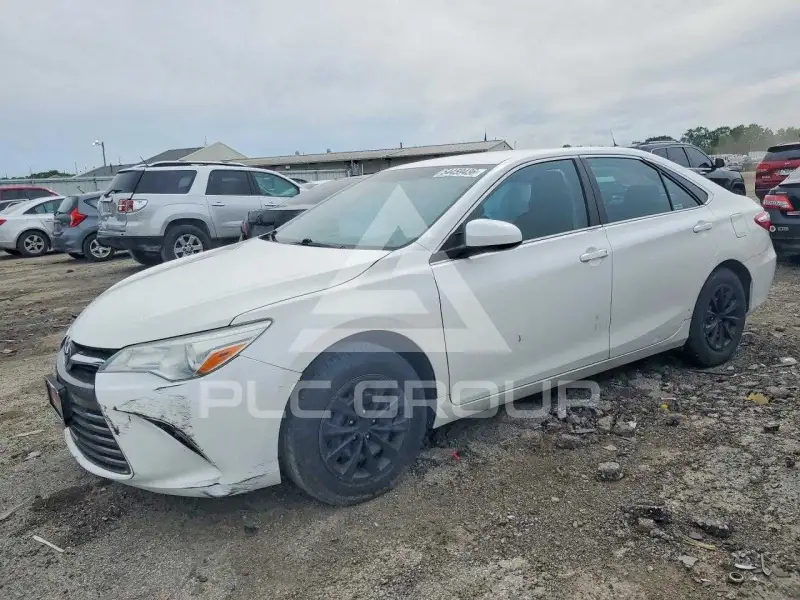 2016 Toyota CAMRY photo
