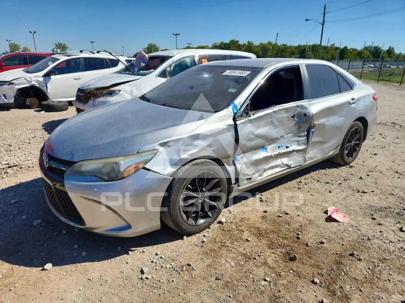 2016 Toyota CAMRY photo