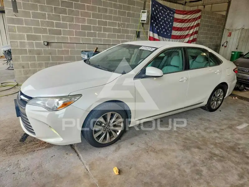 2016 Toyota CAMRY фото