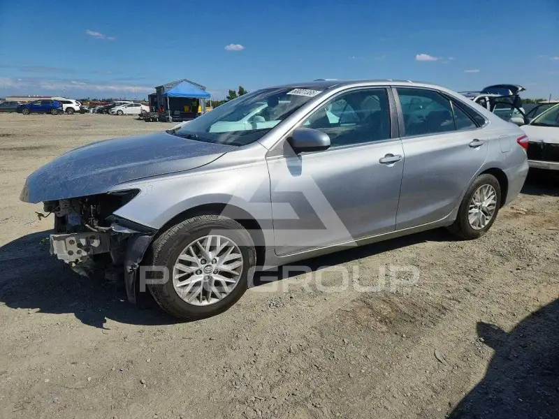 2016 Toyota CAMRY photo