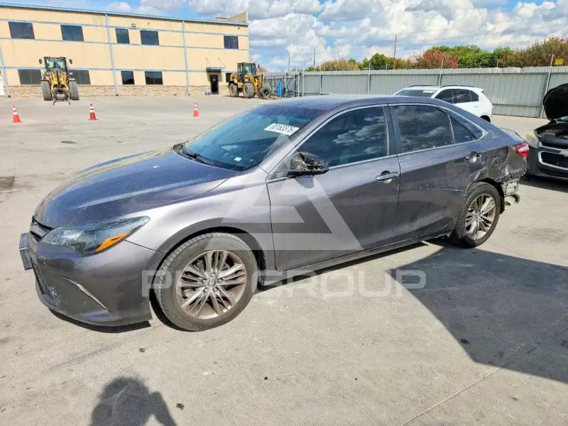 2016 Toyota CAMRY фото