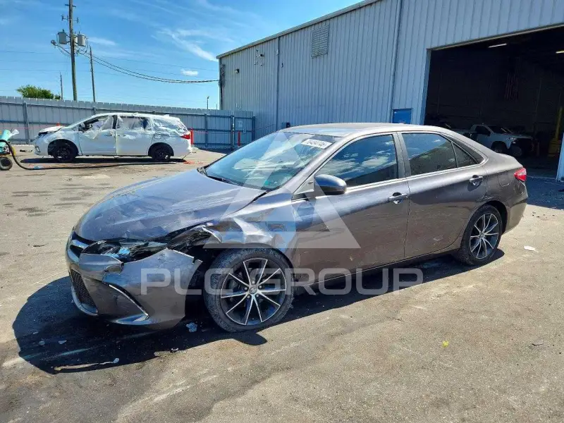 2016 Toyota CAMRY photo