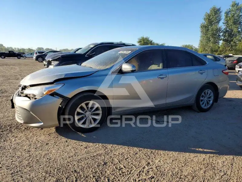 2016 Toyota CAMRY photo