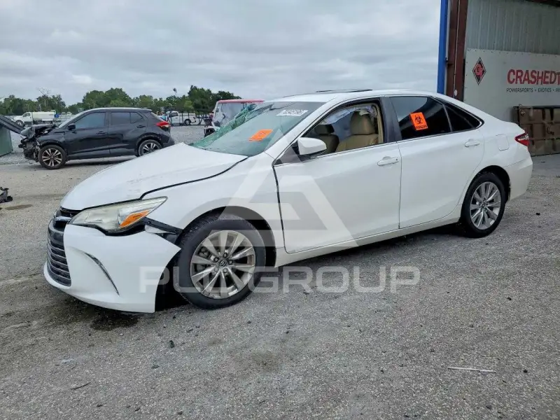 2016 Toyota CAMRY фото