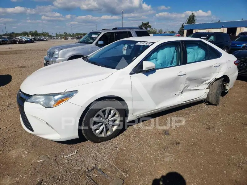 2016 Toyota CAMRY фото