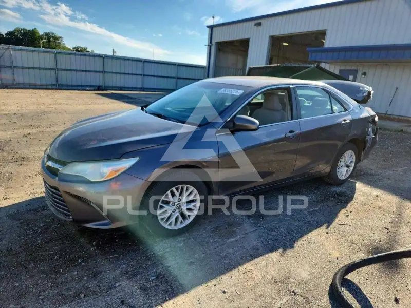 2016 Toyota CAMRY фото