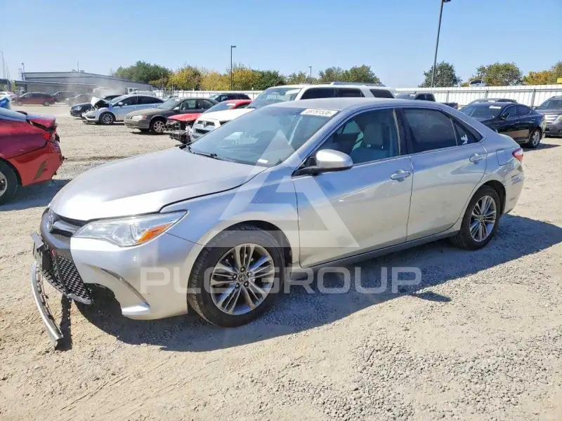 2016 Toyota CAMRY photo