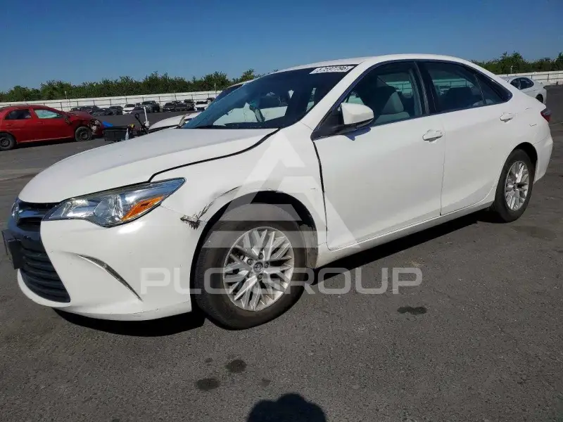 2016 Toyota CAMRY фото