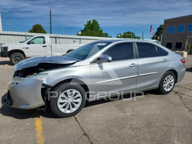 2016 Toyota CAMRY photo