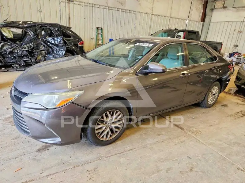 2016 Toyota CAMRY фото
