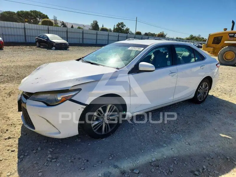 2016 Toyota CAMRY фото