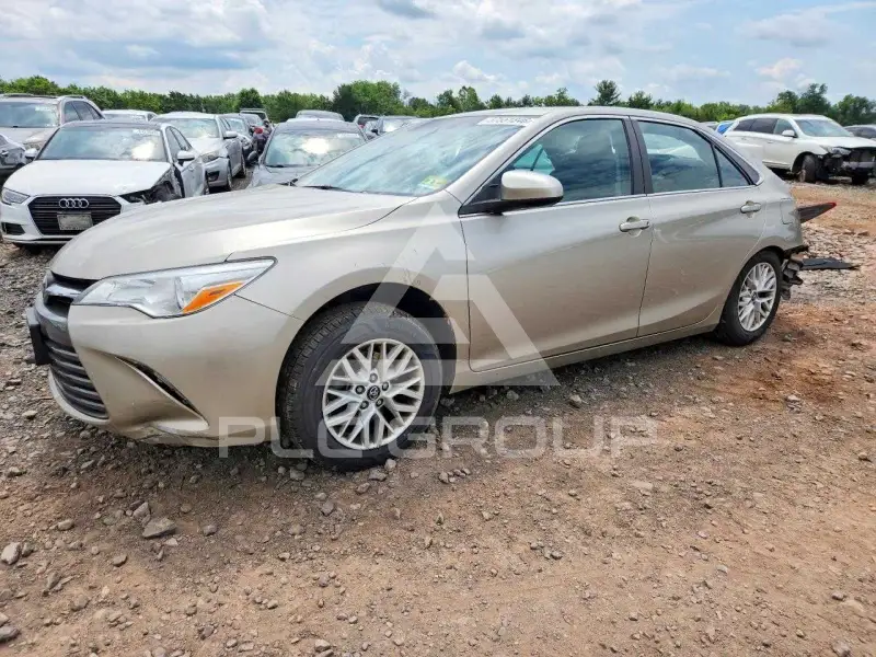 2016 Toyota CAMRY фото