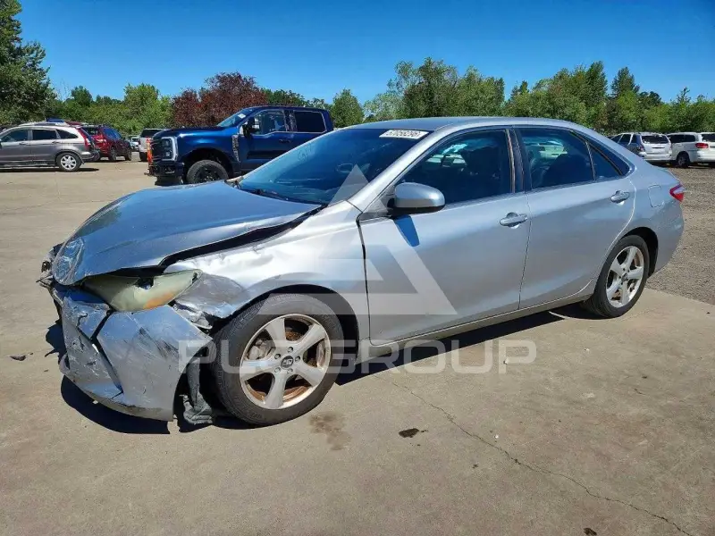 2016 Toyota CAMRY фото
