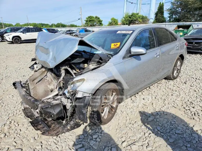 2016 Toyota CAMRY фото
