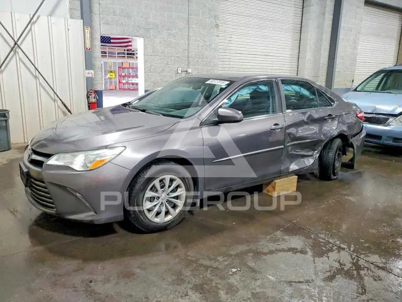 2016 Toyota CAMRY фото