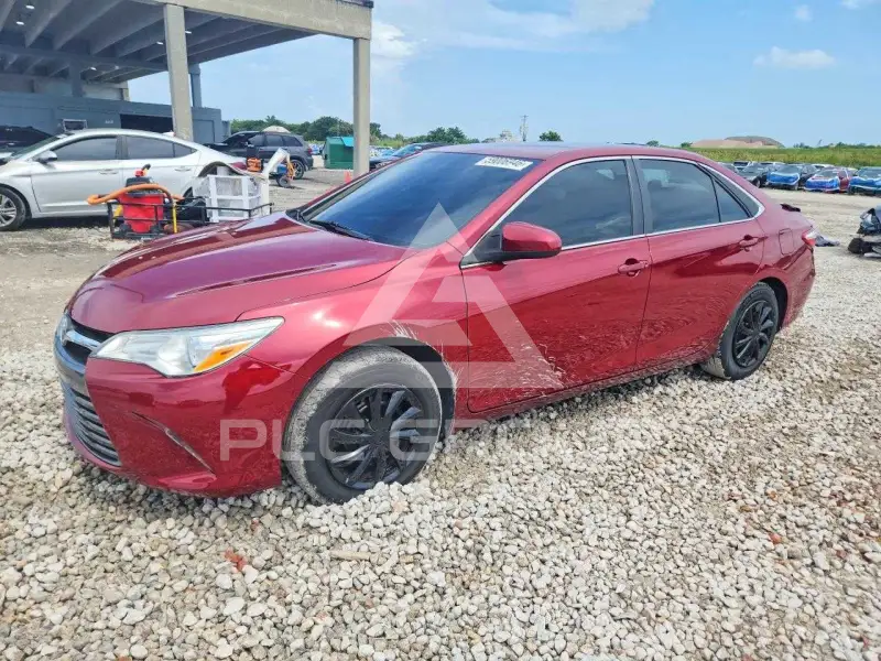 2016 Toyota CAMRY фото