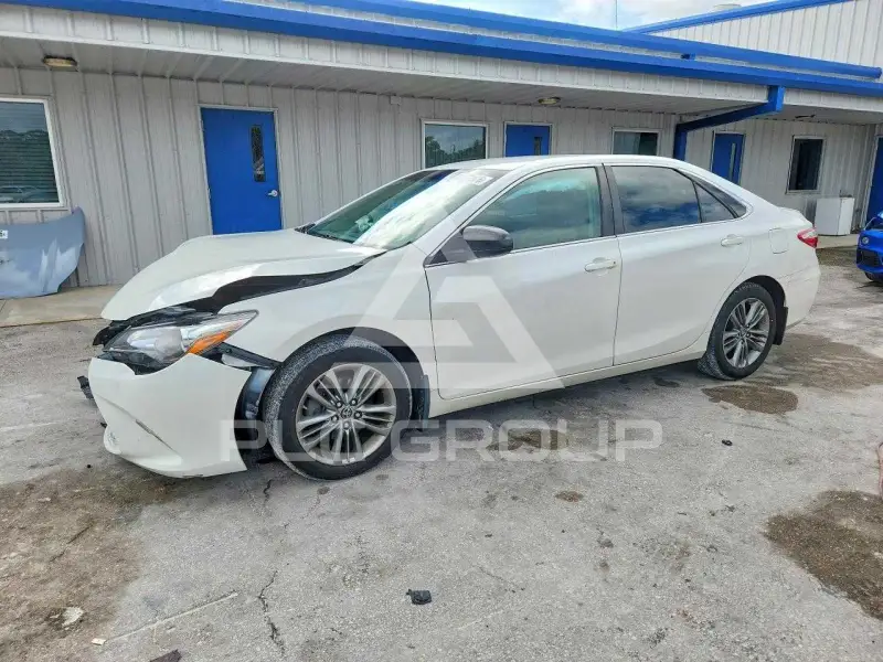 2016 Toyota CAMRY фото
