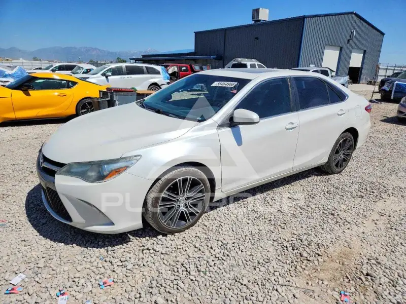 2016 Toyota CAMRY фото