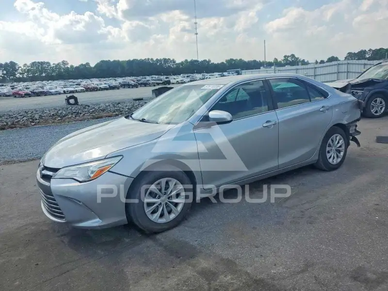 2016 Toyota CAMRY photo