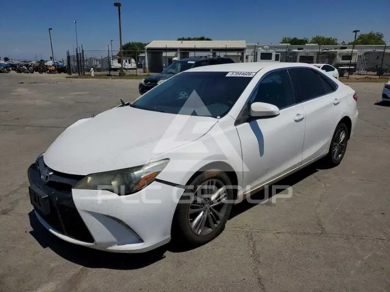 2016 Toyota CAMRY фото