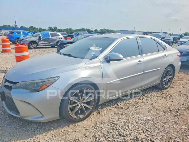 2016 Toyota CAMRY photo