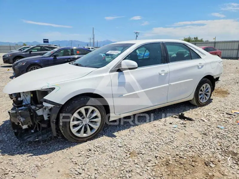 2016 Toyota CAMRY photo