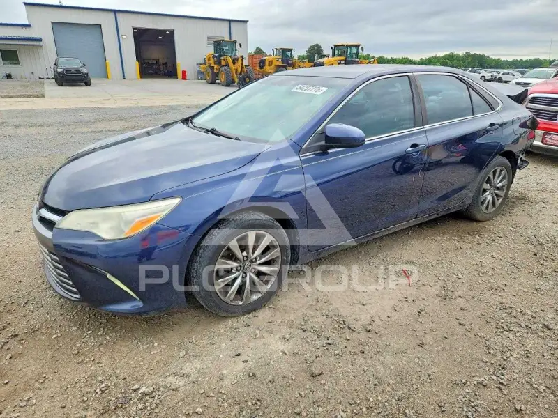 2016 Toyota CAMRY фото