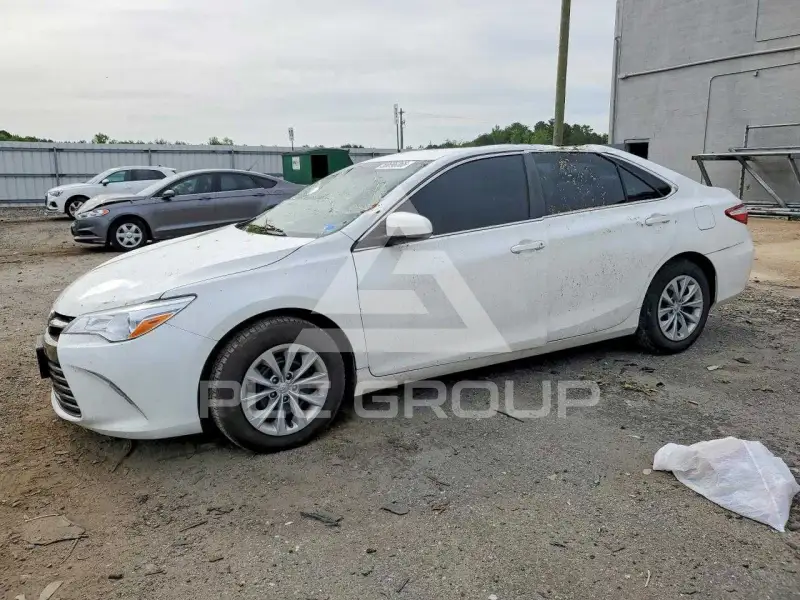 2016 Toyota CAMRY фото