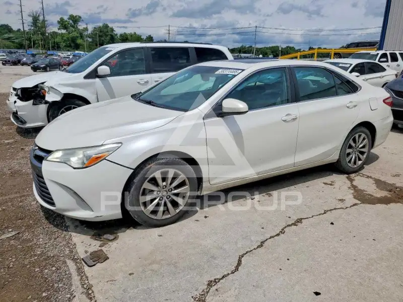 2016 Toyota CAMRY фото