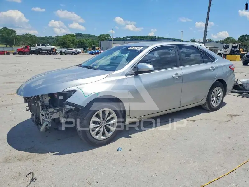 2016 Toyota CAMRY photo