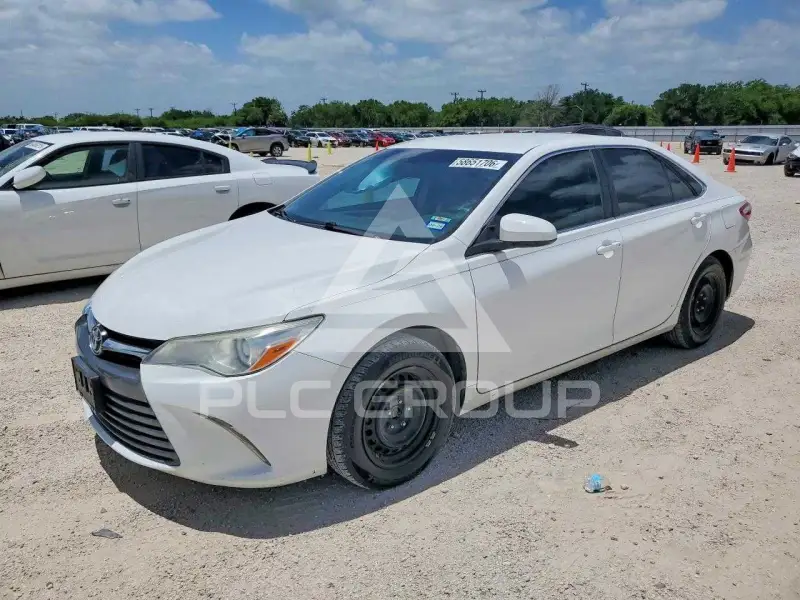 2016 Toyota CAMRY фото