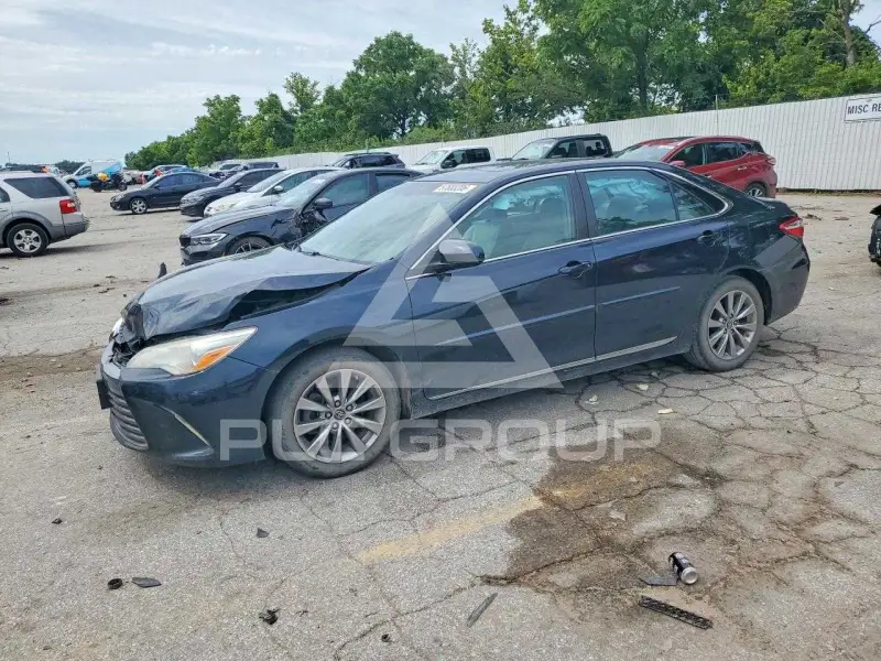 2016 Toyota CAMRY фото