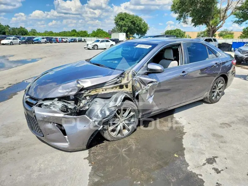 2016 Toyota CAMRY фото