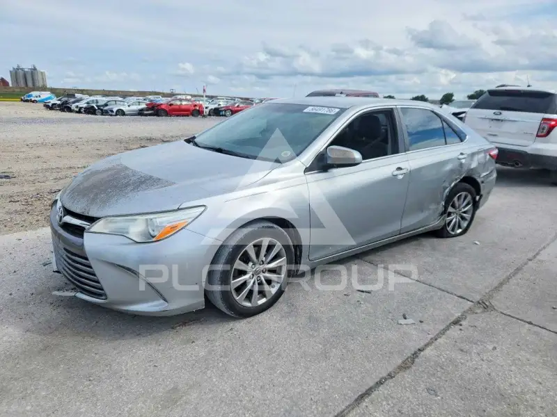 2016 Toyota CAMRY фото