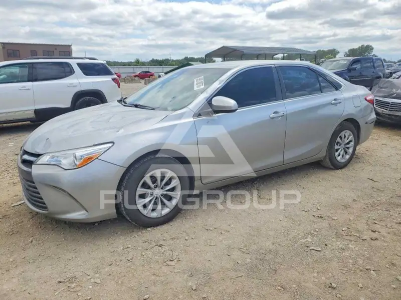 2016 Toyota CAMRY photo