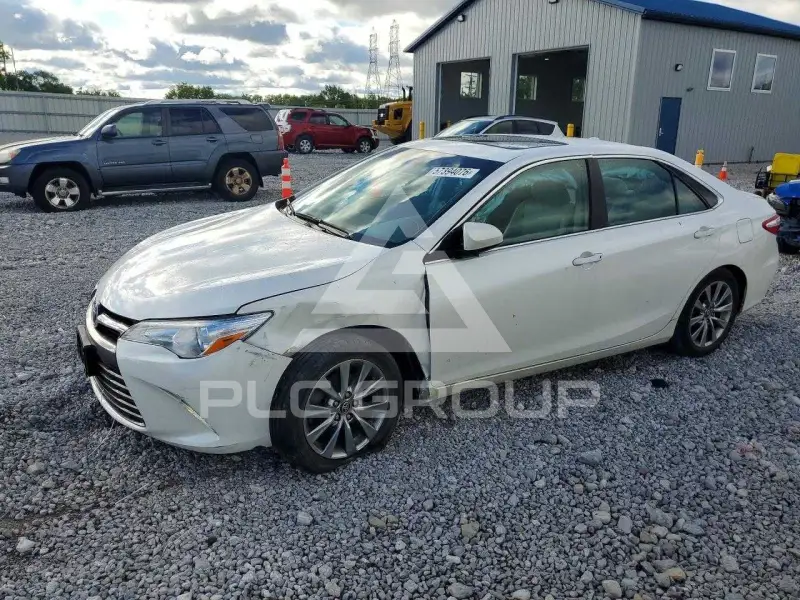 2016 Toyota CAMRY фото