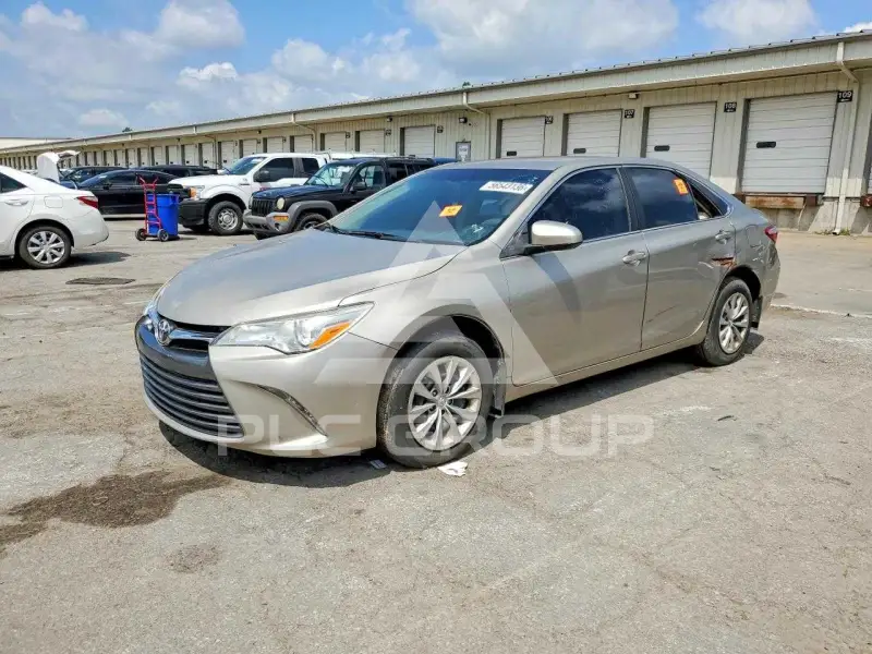 2016 Toyota CAMRY фото