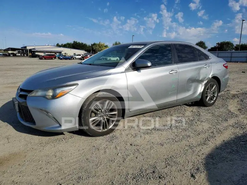 2016 Toyota CAMRY photo