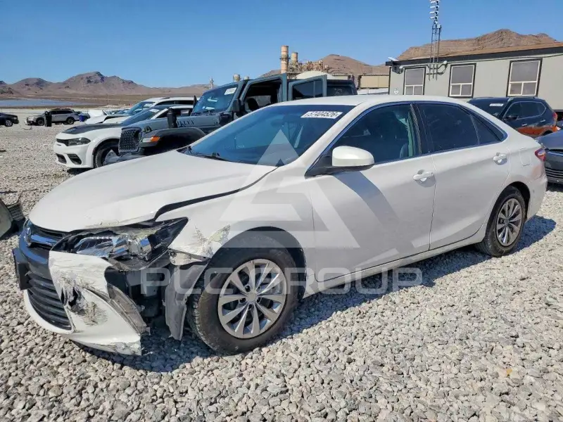 2016 Toyota CAMRY фото